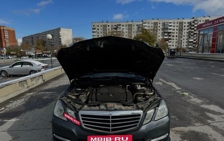 Mercedes-Benz E-Класс, 2012 год, 1 670 000 рублей, 14 фотография