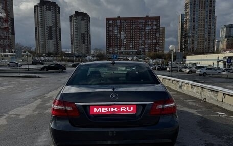 Mercedes-Benz E-Класс, 2012 год, 1 670 000 рублей, 10 фотография