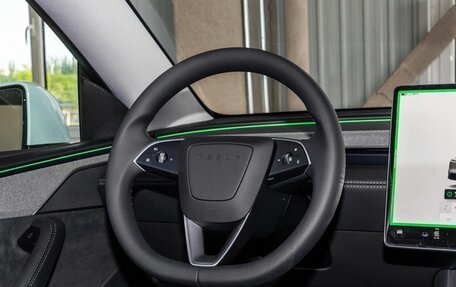 Tesla Model Y I, 2025 год, 5 814 000 рублей, 10 фотография