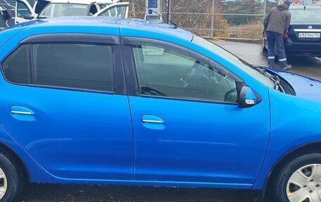 Renault Logan II, 2018 год, 950 000 рублей, 5 фотография