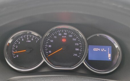 Renault Logan II, 2018 год, 950 000 рублей, 8 фотография