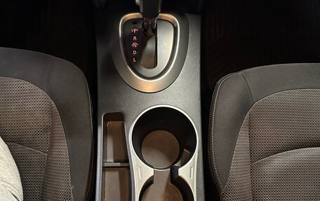 Nissan Rogue I, 2010 год, 950 000 рублей, 10 фотография