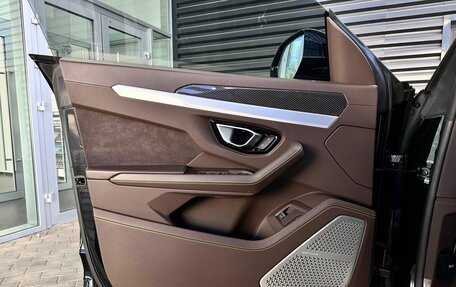 Lamborghini Urus I, 2020 год, 29 990 000 рублей, 15 фотография