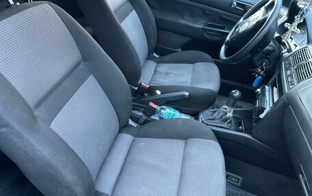 Volkswagen Golf IV, 2001 год, 260 000 рублей, 8 фотография