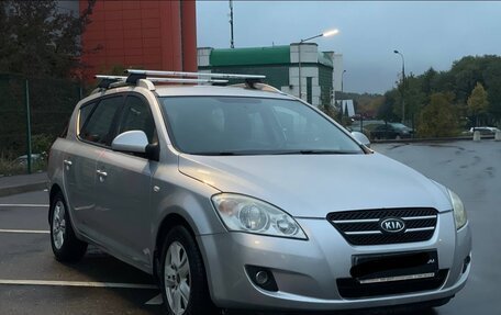 KIA cee'd I рестайлинг, 2009 год, 675 000 рублей, 1 фотография