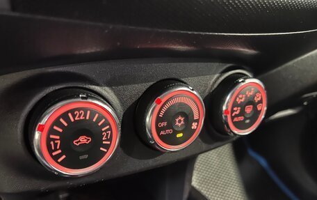 Mitsubishi Outlander III рестайлинг 3, 2011 год, 990 000 рублей, 10 фотография