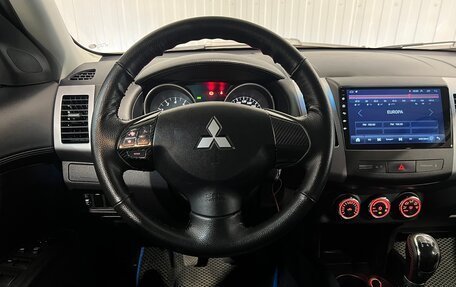 Mitsubishi Outlander III рестайлинг 3, 2011 год, 990 000 рублей, 6 фотография