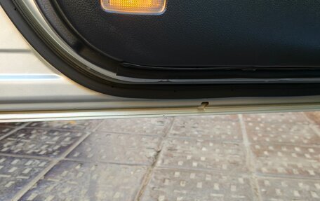 Toyota Avensis III рестайлинг, 2004 год, 850 000 рублей, 9 фотография