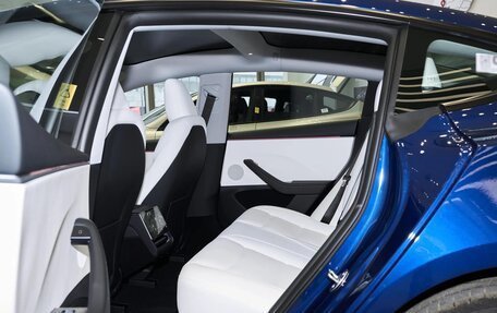 Tesla Model 3 I, 2025 год, 6 129 000 рублей, 10 фотография