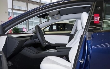 Tesla Model 3 I, 2025 год, 6 129 000 рублей, 8 фотография