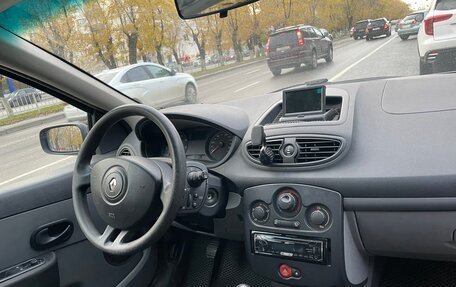 Renault Clio III, 2006 год, 300 000 рублей, 2 фотография