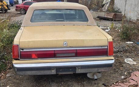 Lincoln Town Car II, 1987 год, 990 000 рублей, 2 фотография
