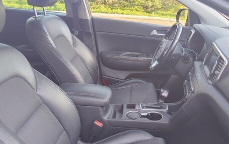 KIA Sportage IV рестайлинг, 2018 год, 1 750 000 рублей, 8 фотография