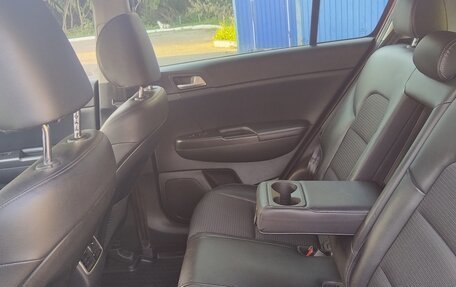 KIA Sportage IV рестайлинг, 2018 год, 1 750 000 рублей, 10 фотография