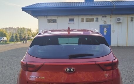 KIA Sportage IV рестайлинг, 2018 год, 1 750 000 рублей, 4 фотография