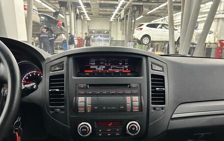 Mitsubishi Pajero IV, 2013 год, 1 699 000 рублей, 9 фотография