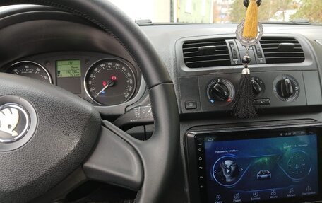 Skoda Fabia II, 2013 год, 870 000 рублей, 7 фотография