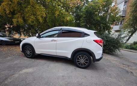 Honda Vezel, 2015 год, 1 665 000 рублей, 6 фотография