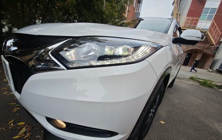 Honda Vezel, 2015 год, 1 665 000 рублей, 7 фотография