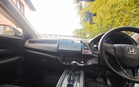 Honda Vezel, 2015 год, 1 665 000 рублей, 11 фотография