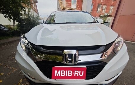 Honda Vezel, 2015 год, 1 665 000 рублей, 3 фотография