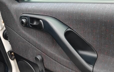 Volkswagen Passat B4, 1995 год, 750 000 рублей, 16 фотография