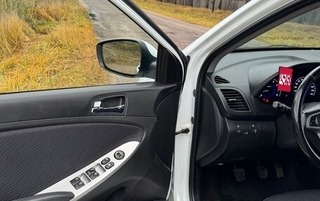 Hyundai Solaris II рестайлинг, 2013 год, 980 000 рублей, 11 фотография