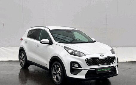 KIA Sportage IV рестайлинг, 2020 год, 2 200 000 рублей, 3 фотография