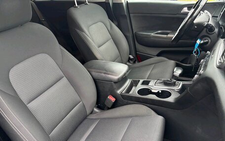 KIA Sportage IV рестайлинг, 2020 год, 2 200 000 рублей, 17 фотография