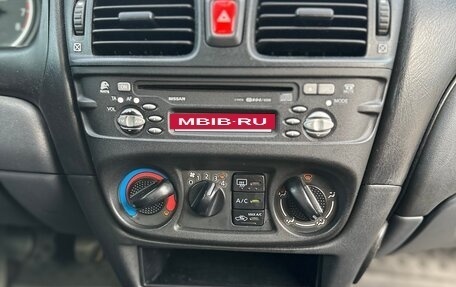 Nissan Almera, 2005 год, 295 000 рублей, 21 фотография