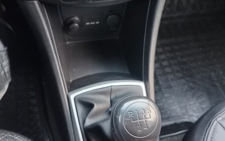 Hyundai Solaris II рестайлинг, 2012 год, 610 000 рублей, 12 фотография