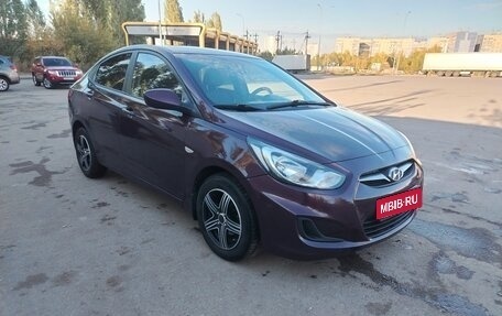 Hyundai Solaris II рестайлинг, 2012 год, 610 000 рублей, 9 фотография