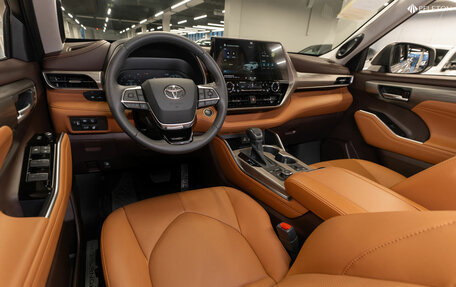 Toyota Highlander, 2025 год, 6 500 000 рублей, 7 фотография