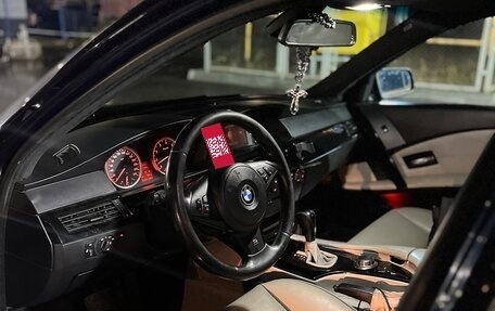 BMW 5 серия, 2006 год, 870 000 рублей, 7 фотография