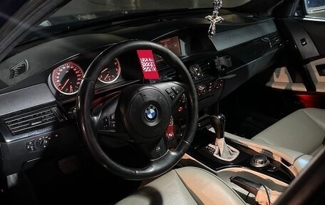 BMW 5 серия, 2006 год, 870 000 рублей, 8 фотография