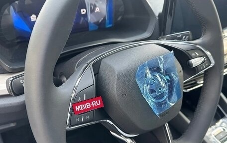 Skoda Octavia IV, 2023 год, 2 250 000 рублей, 22 фотография