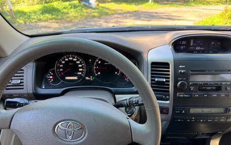 Toyota Land Cruiser Prado 120 рестайлинг, 2003 год, 1 350 000 рублей, 10 фотография