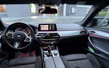 BMW 5 серия, 2020 год, 4 500 000 рублей, 16 фотография