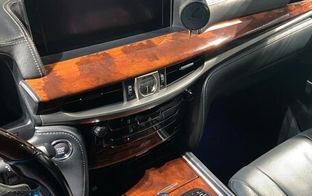 Lexus LX III, 2016 год, 7 400 000 рублей, 31 фотография