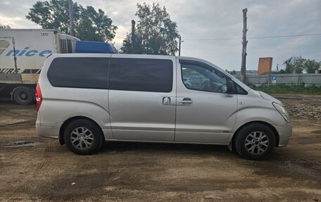 Hyundai Grand Starex Grand Starex I рестайлинг 2, 2008 год, 1 000 000 рублей, 3 фотография