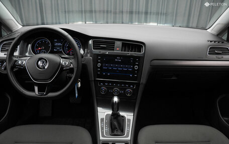 Volkswagen Golf VII, 2018 год, 2 170 000 рублей, 10 фотография