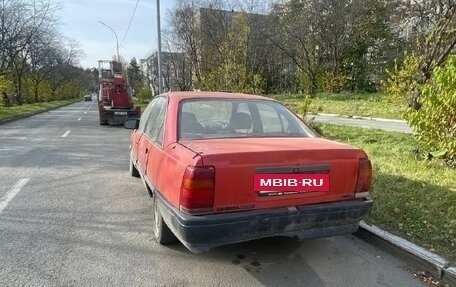 Opel Omega A, 1988 год, 45 000 рублей, 3 фотография