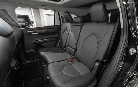 Toyota Highlander, 2025 год, 6 200 000 рублей, 13 фотография