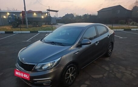 KIA Rio III рестайлинг, 2015 год, 820 000 рублей, 2 фотография