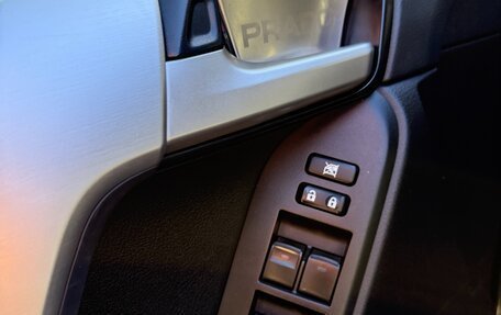 Toyota Land Cruiser Prado 150 рестайлинг 2, 2018 год, 6 800 000 рублей, 11 фотография