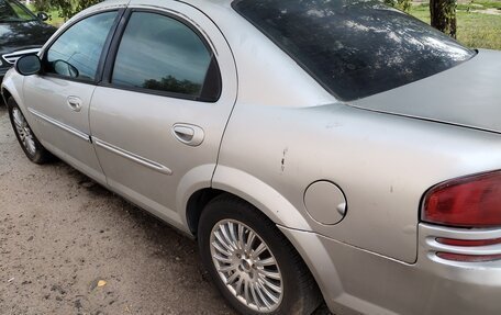 Dodge Stratus II, 2001 год, 200 000 рублей, 2 фотография
