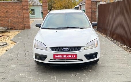Ford Focus II рестайлинг, 2006 год, 395 000 рублей, 2 фотография