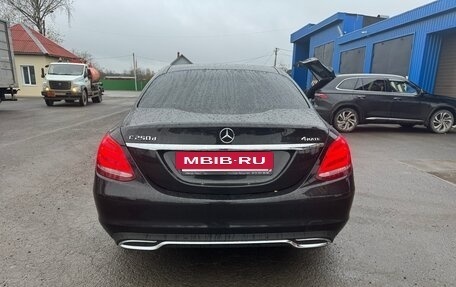 Mercedes-Benz C-Класс, 2016 год, 3 000 000 рублей, 4 фотография