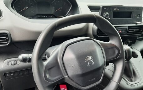 Peugeot Rifter I, 2020 год, 1 495 000 рублей, 16 фотография