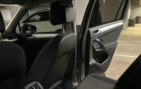 Volkswagen Tiguan II, 2020 год, 2 050 000 рублей, 11 фотография